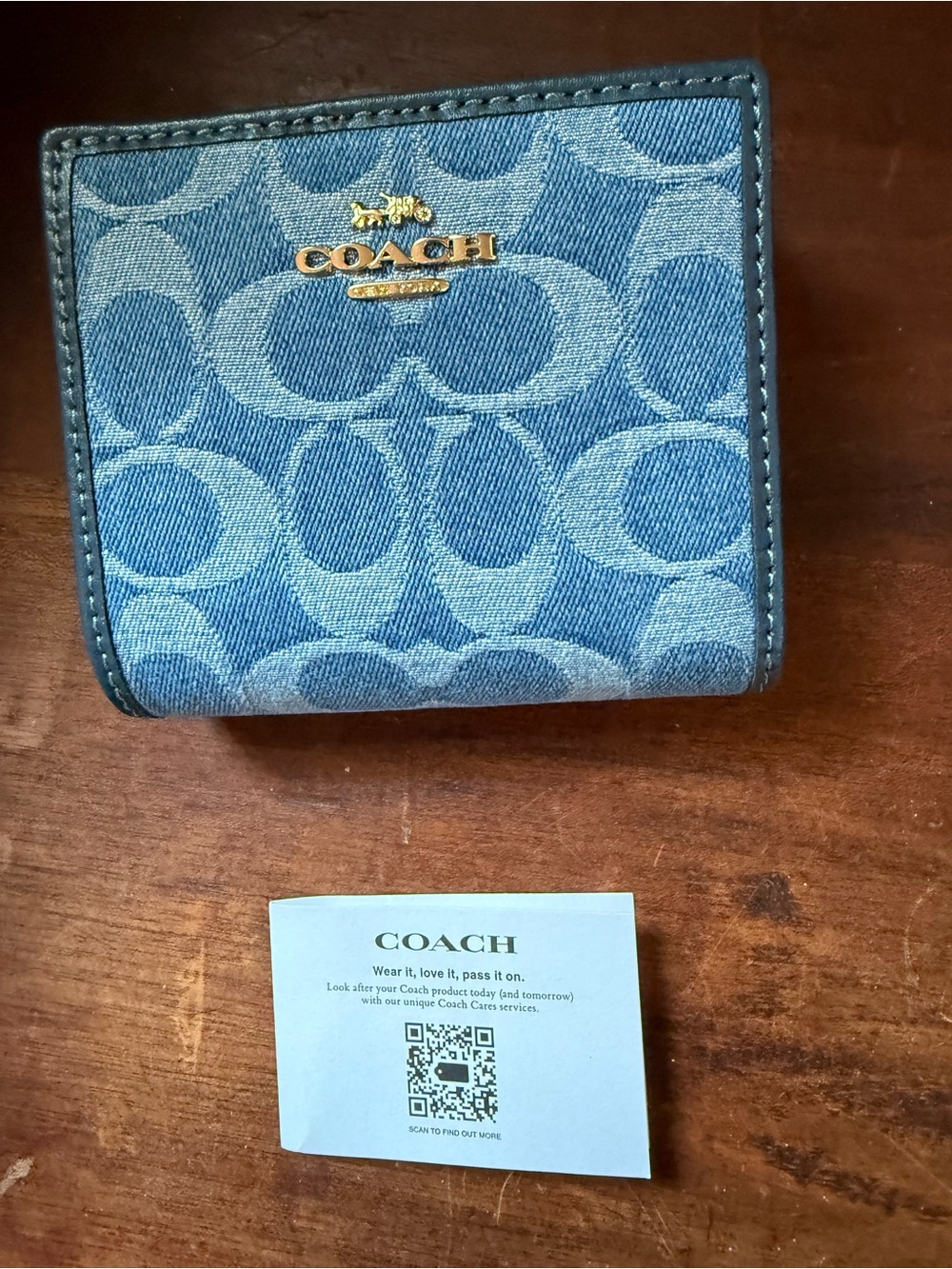 NWT Coach Snap Wallet in Signature Denim
